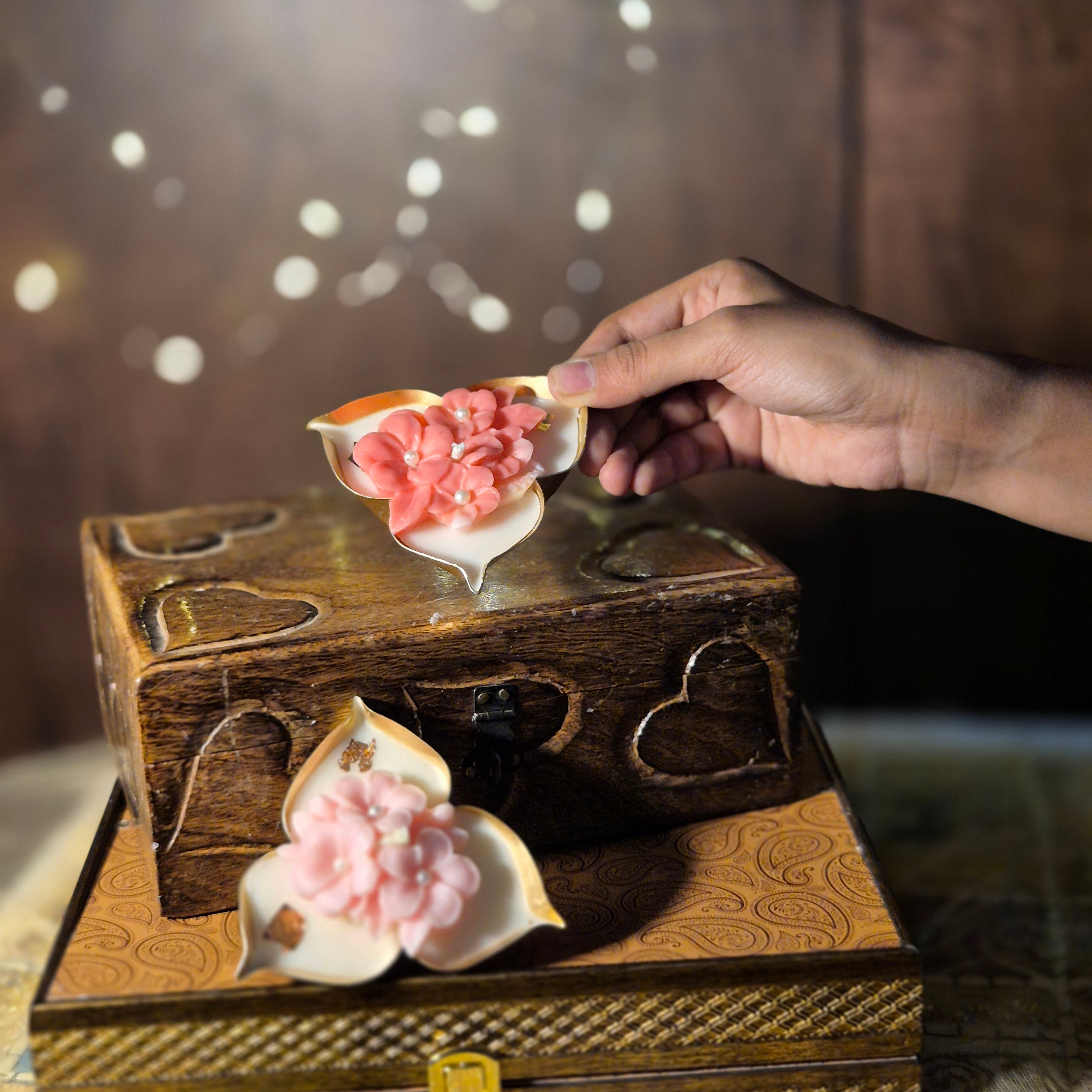 Tri-Deep Urli Candle (Set of 2)