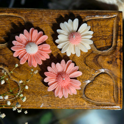 Daisy Candle