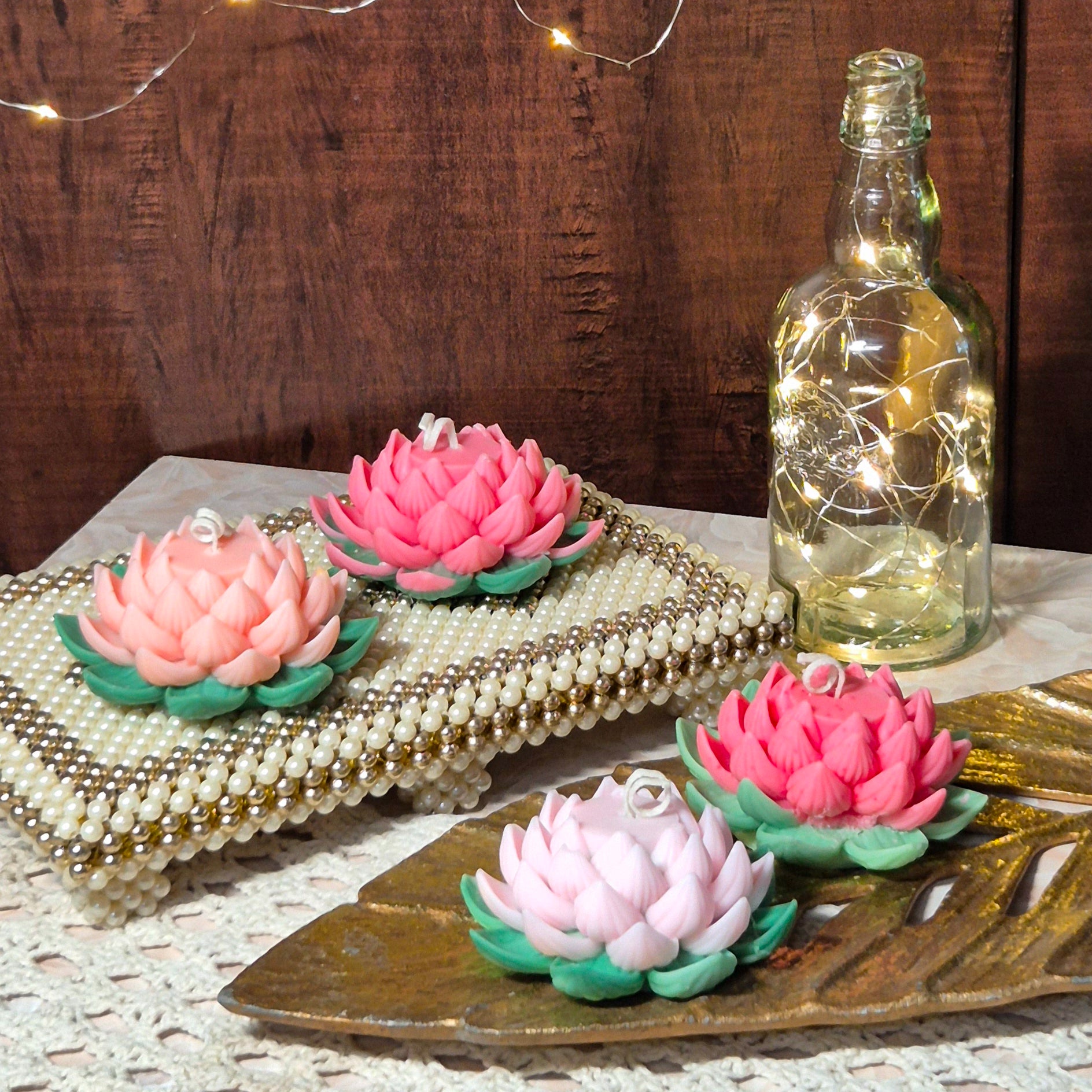 Lotus Candle