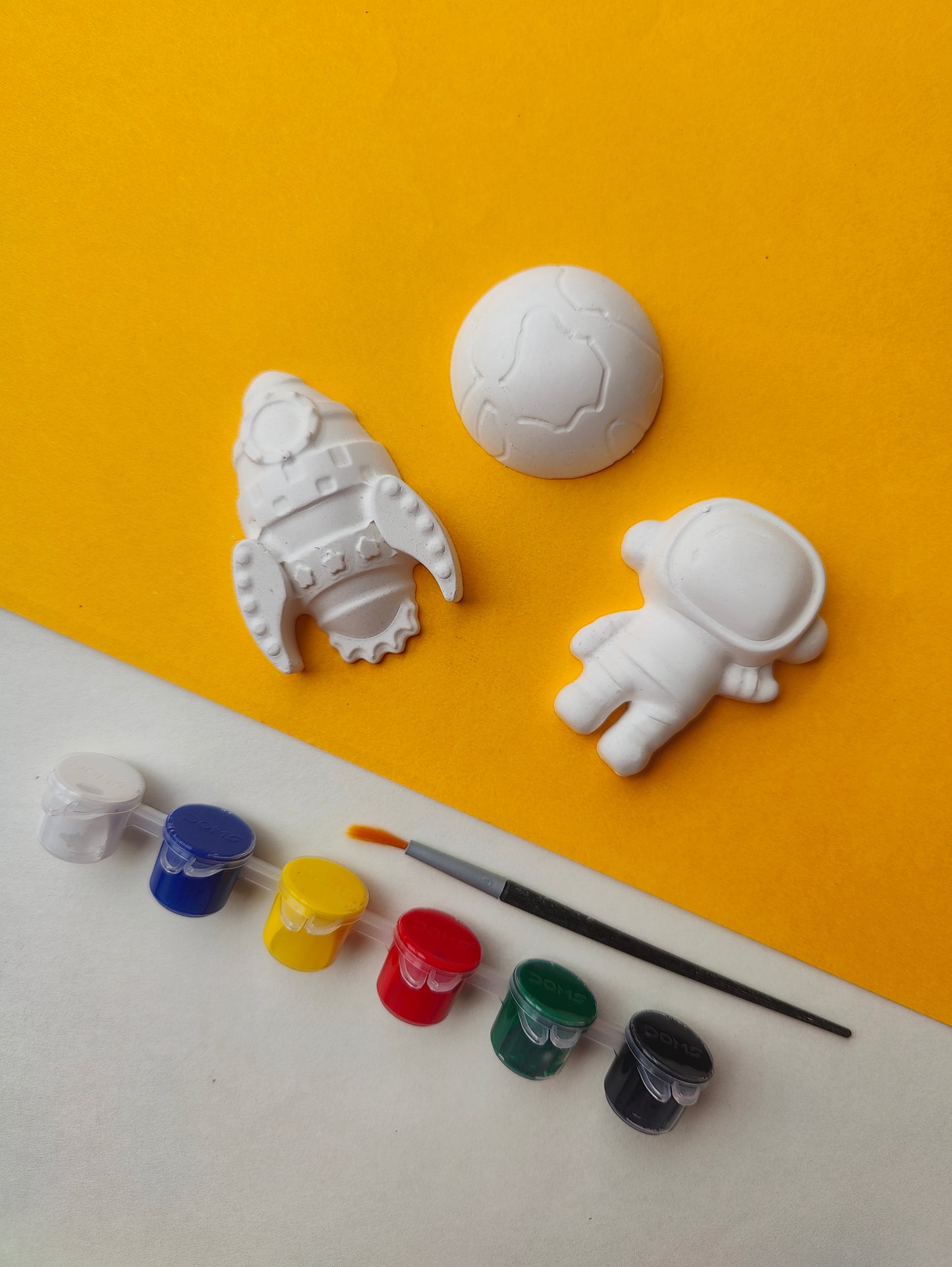 DIY Concrete - Astronaut Coloring Kit