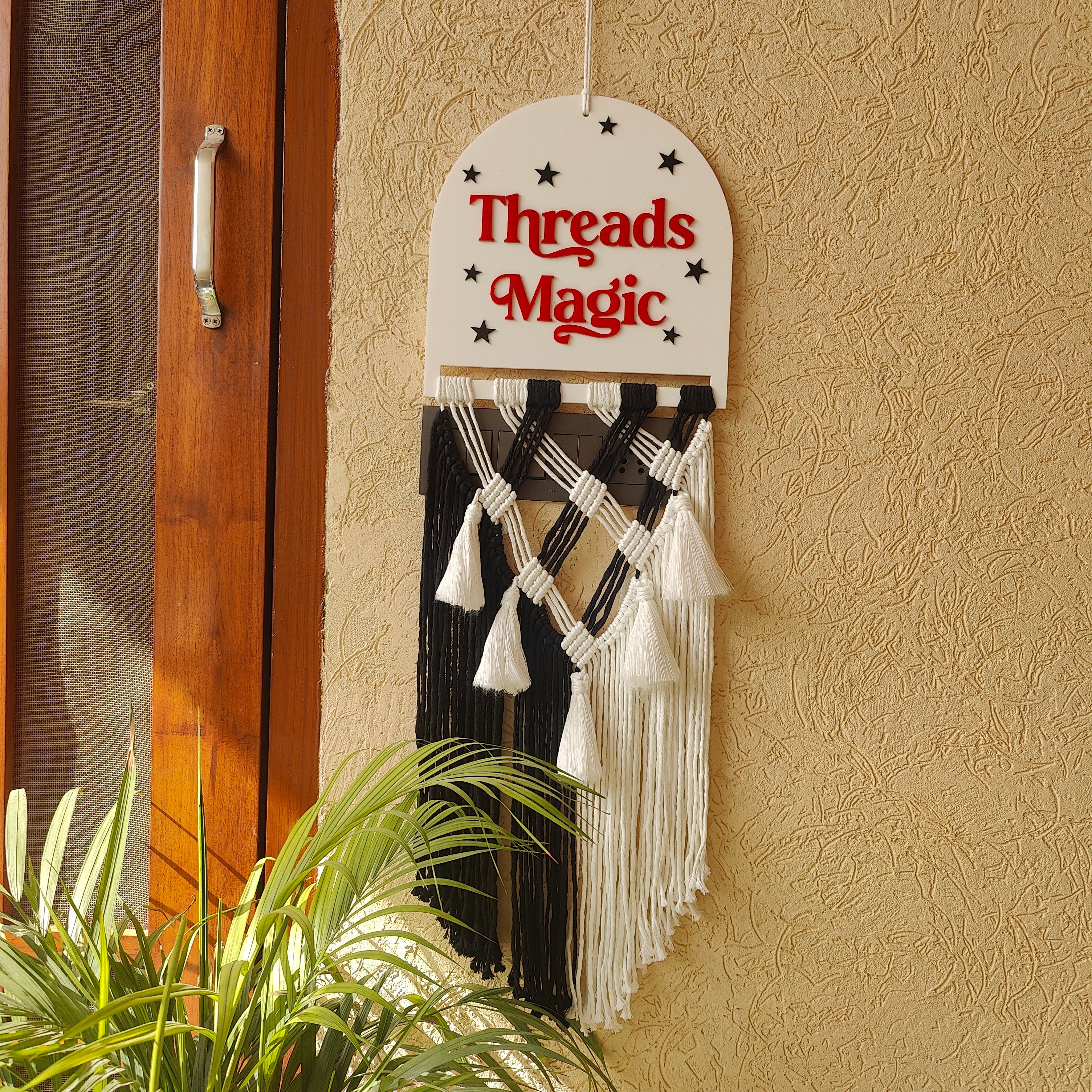 Macrame - Arched Nameplate