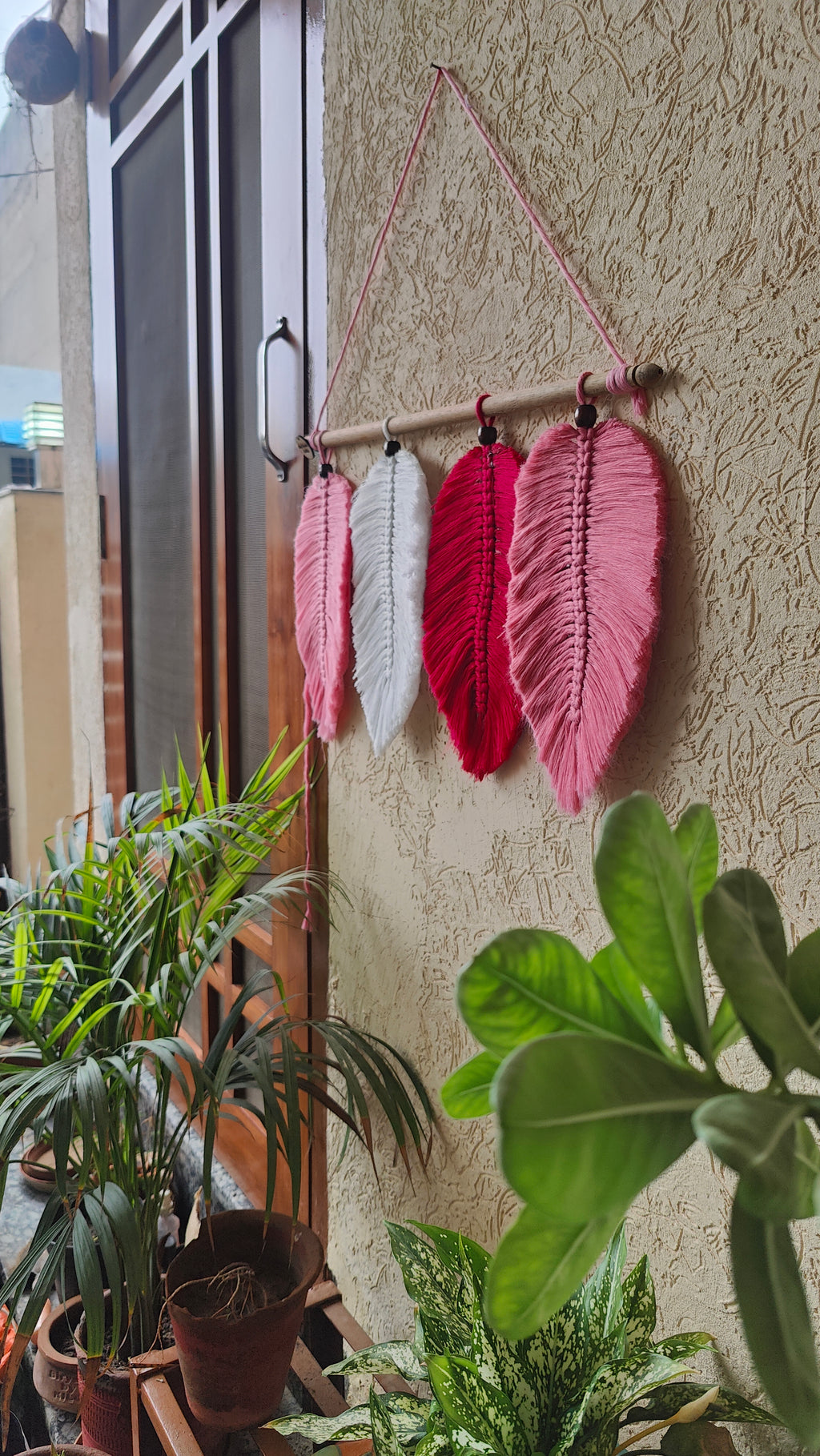 Macrame - Feather Wall Hanging