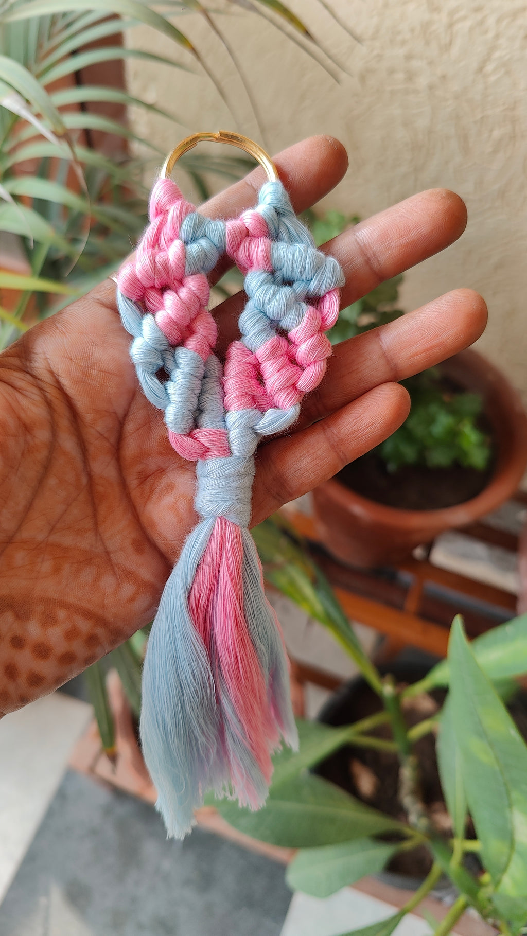 Macrame Keychain - Fishtail Design