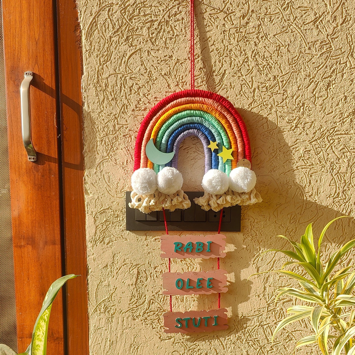 Macrame Nameboard - 7 Layer Rainbow
