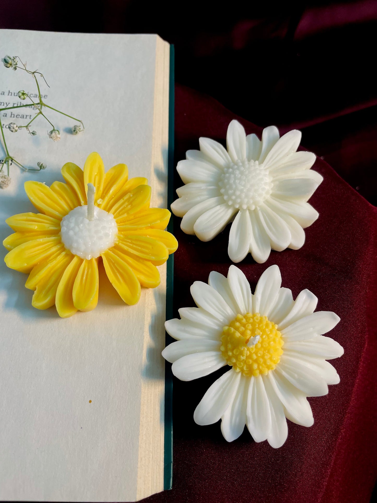 Daisy Candle