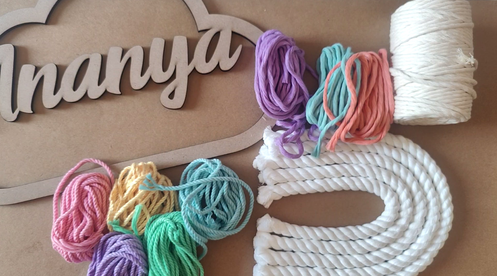 Macrame - DIY Nameplate kit Circle/Cloud