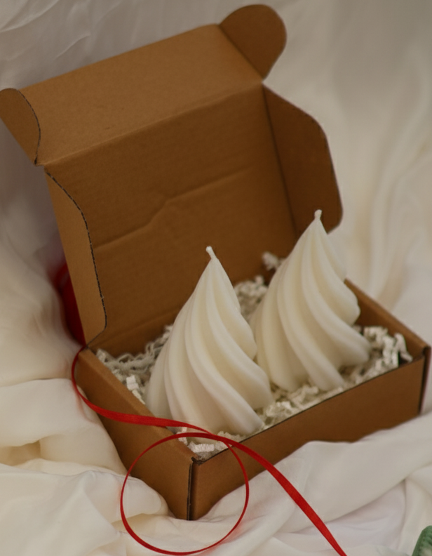 Swirl Christmas Tree Candle