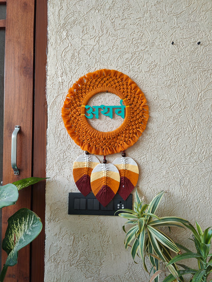 Macrame - Nameplate with Sq knot and leaves