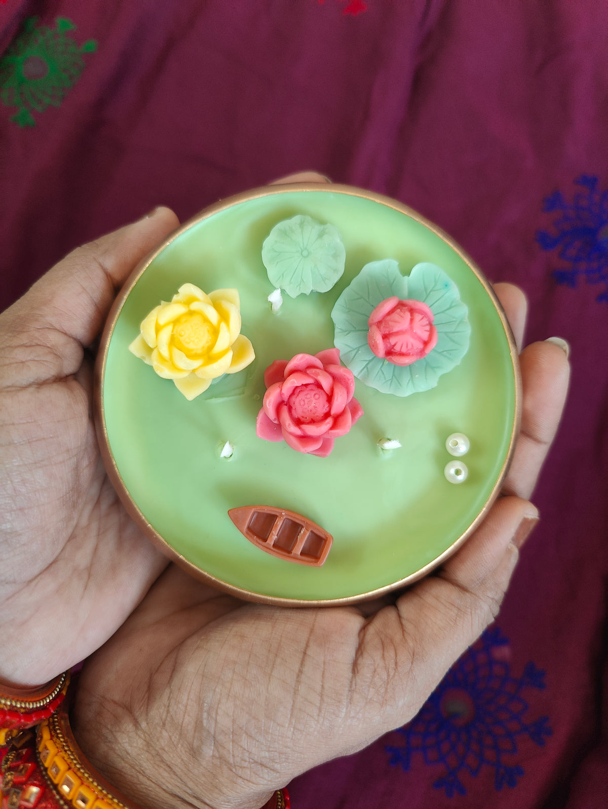 Shubha Urli Candle - Lotus Pond