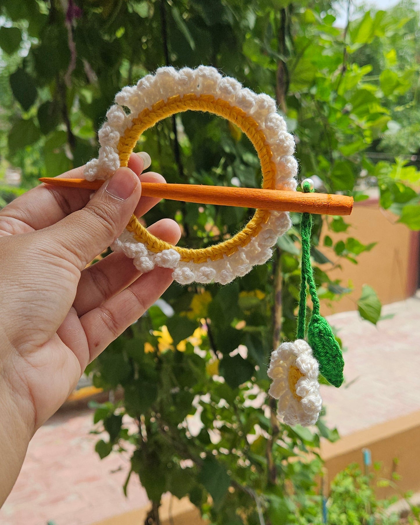 Crochet Hair Bun Stick - Daisy