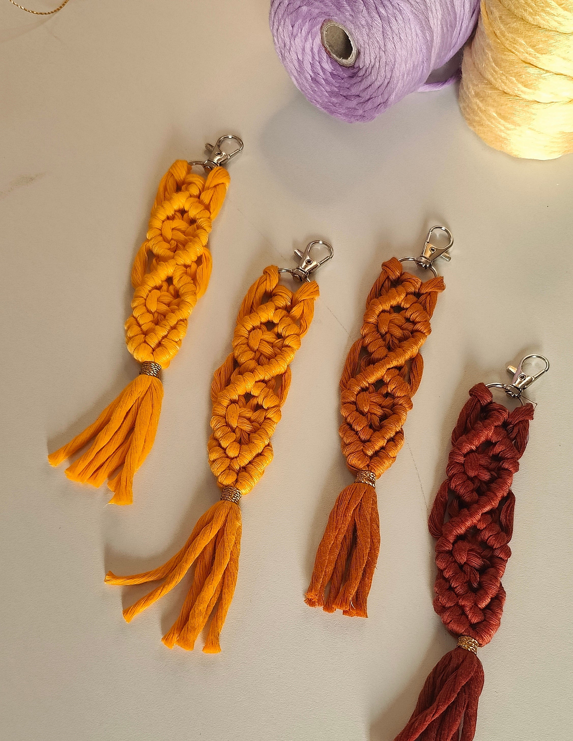 Macrame Keychain - Infinity Design