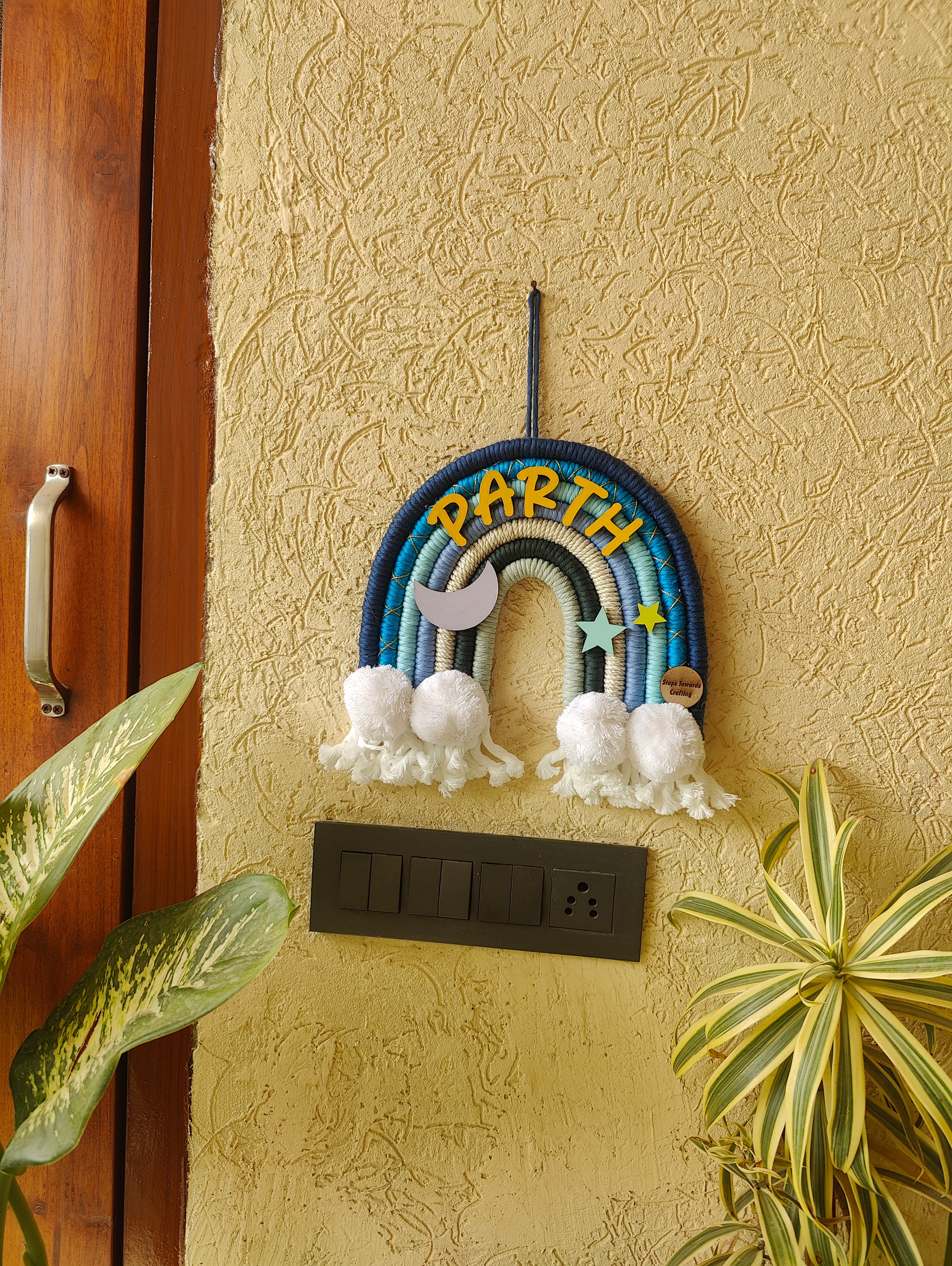 Macrame Nameboard - 7 Layer Rainbow