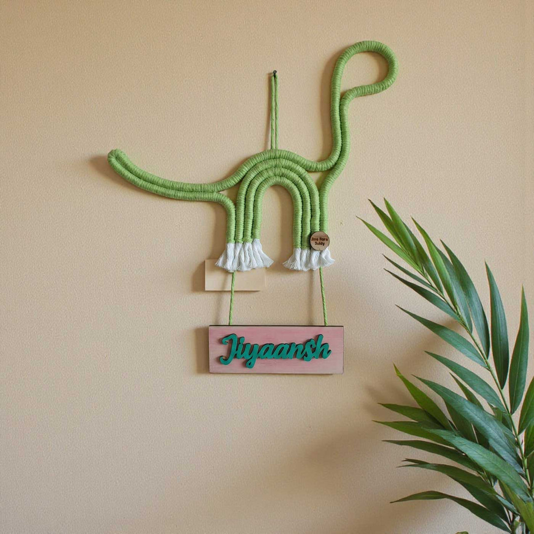 Macrame Dinosaur - Nameboard